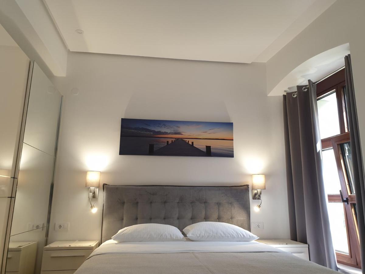 Apartment Center W Kotor