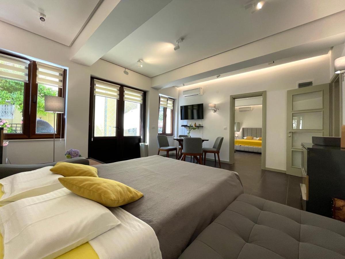 Center W Apartment *